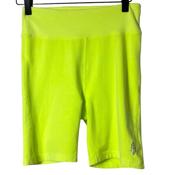 FREE PEOPLE MOVEMENT NEON GREEN SMALL STRETCHY WOMEN SHORTS - Picture 1 of 4